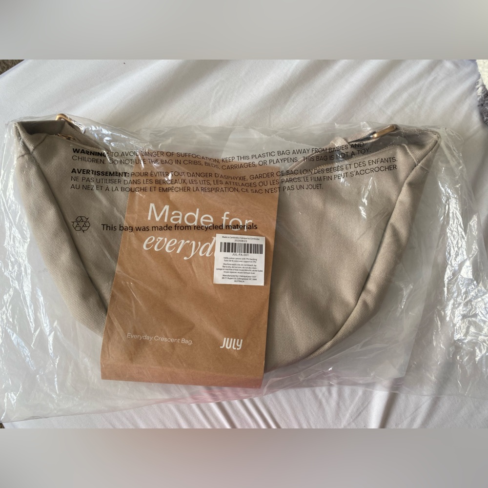 July - Everyday Crescent Bag